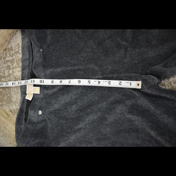 Michael Kors Suede Pull On pants - Picture 5 of 6